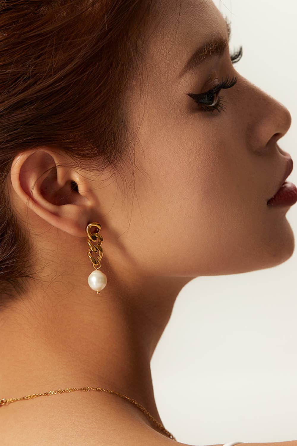 Gold freshwater pearl earrings